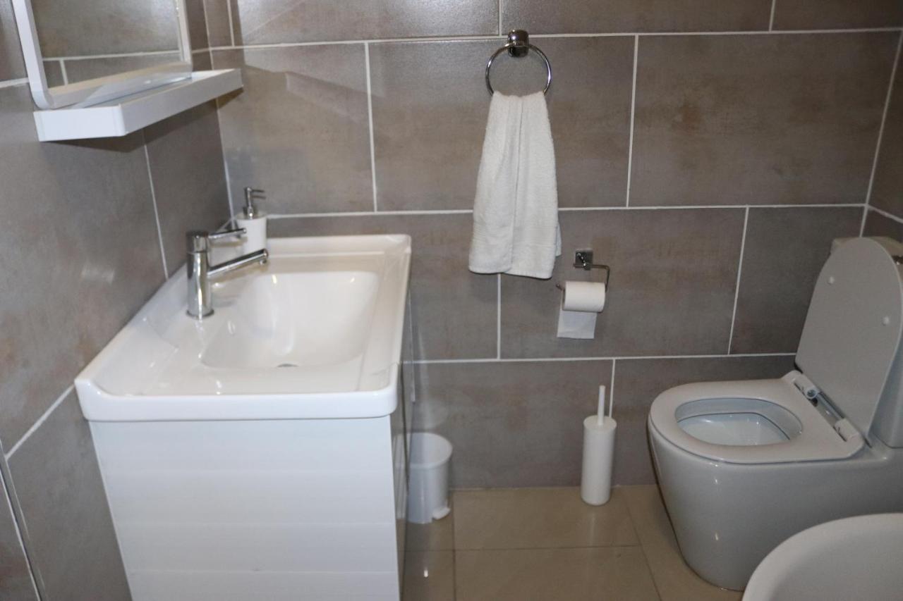 Tlelakufuma Guest House Johannesburg Dış mekan fotoğraf