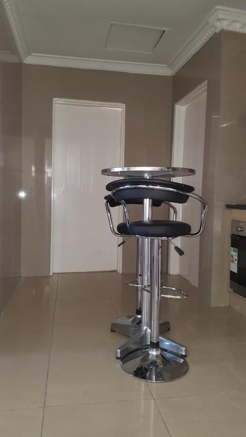 Tlelakufuma Guest House Johannesburg Dış mekan fotoğraf