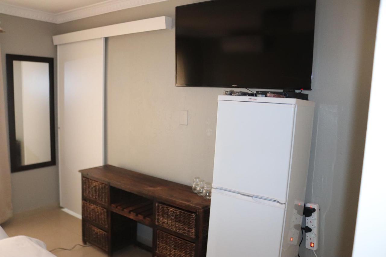 Tlelakufuma Guest House Johannesburg Dış mekan fotoğraf